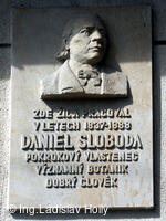 Evangelická fara, pamětní deska Daniel Sloboda, Rusava